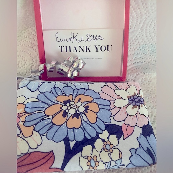 Vera Bradley ID Badge card case NEW with silver keyring can attach lanyard NWT - Picture 11 of 13